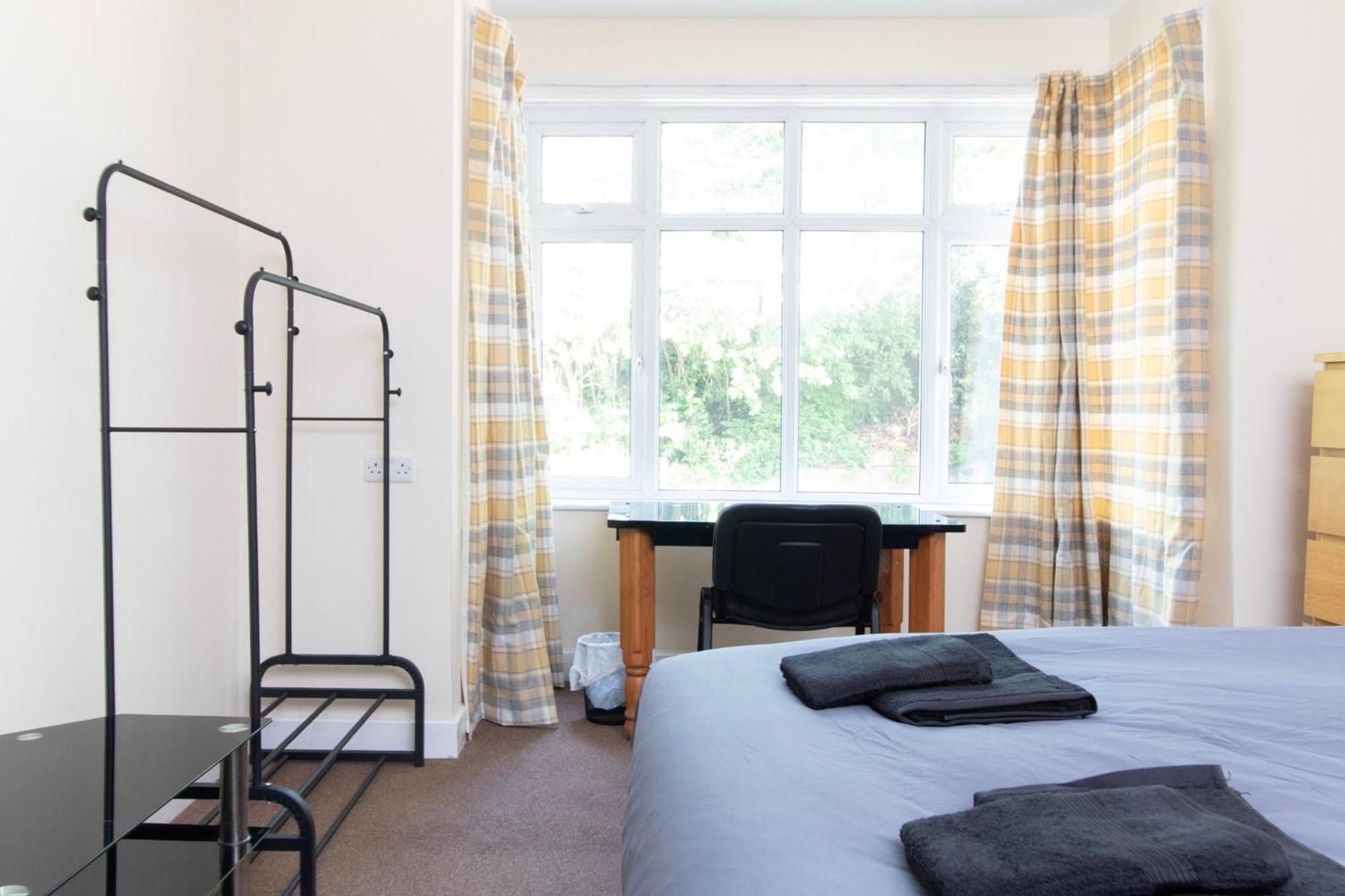 Osborne Road 1 Guest house Southampton